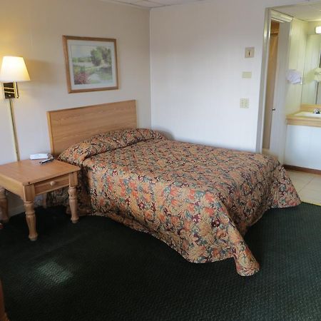 Pine Crest Motor Lodge Holly Springs Extérieur photo