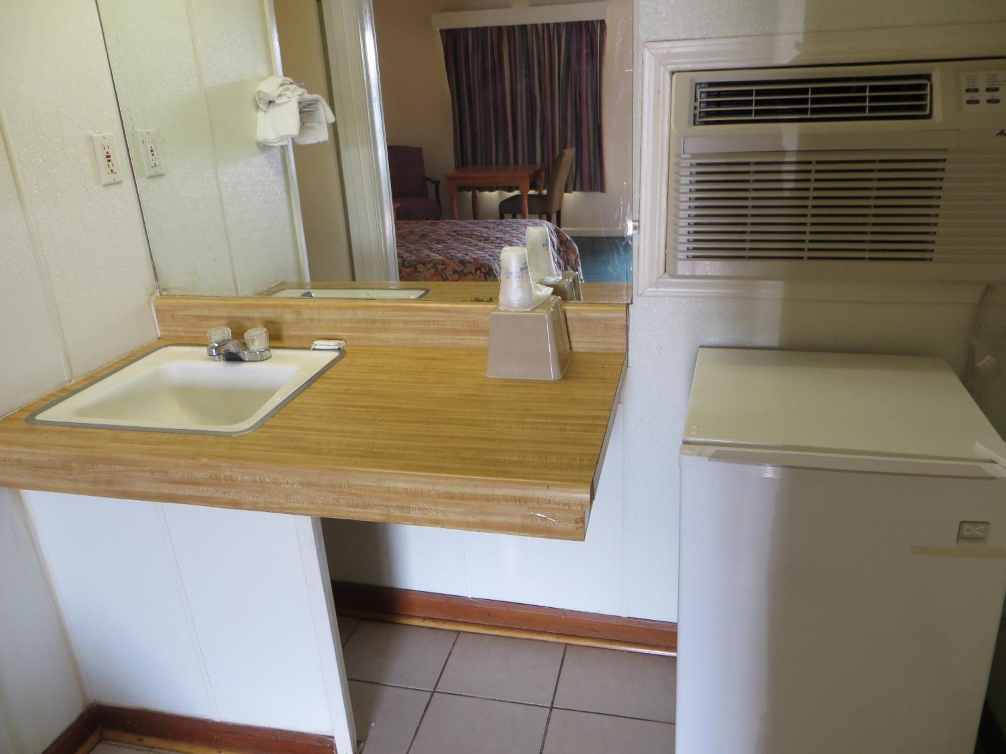 Pine Crest Motor Lodge Holly Springs Extérieur photo