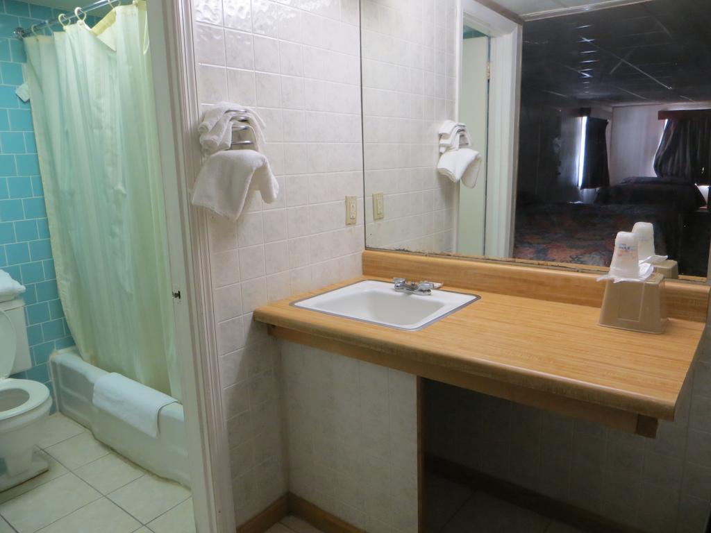Pine Crest Motor Lodge Holly Springs Chambre photo